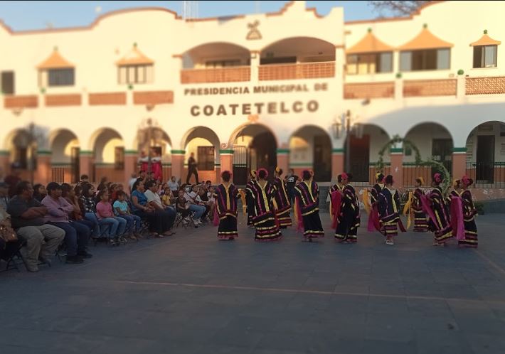Actividad Cultural Comunitaria: Flores y frutos de Miacatlán y Coatetelco